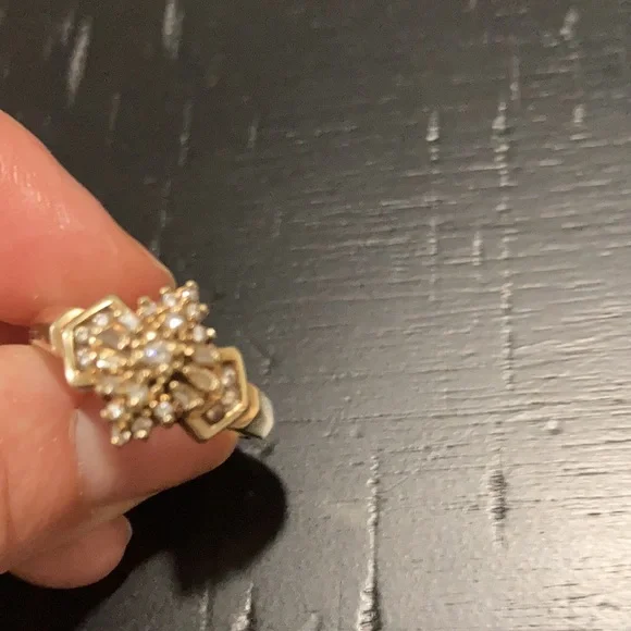 10 k gold ring - Picture 6 of 6